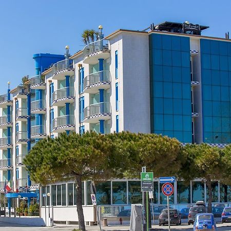 Hotel Ambassador Tortoreto Esterno foto