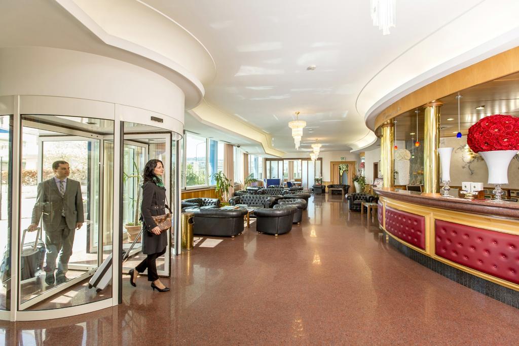 Hotel Ambassador Tortoreto Esterno foto