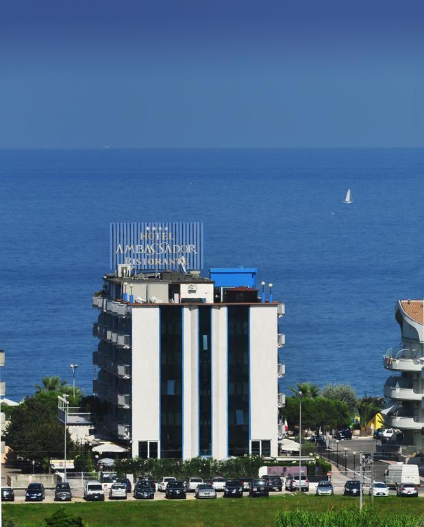 Hotel Ambassador Tortoreto Esterno foto