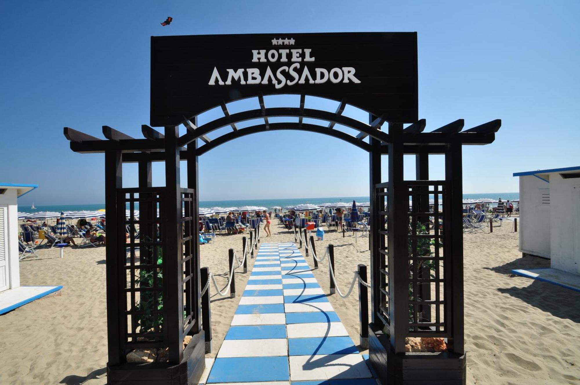 Hotel Ambassador Tortoreto Esterno foto