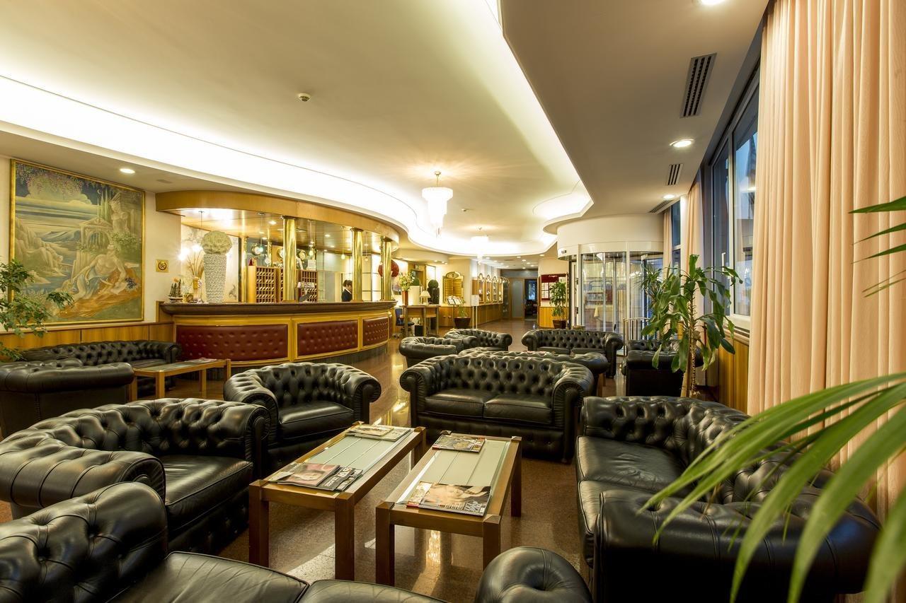 Hotel Ambassador Tortoreto Esterno foto